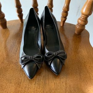 Moschino cheap and chic kitties heels black pointy toes size 7